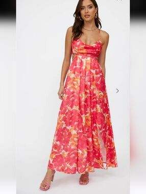 Hello Molly ✨️ Women’s Floral Maxi Dress with Spaghetti Straps Size 4